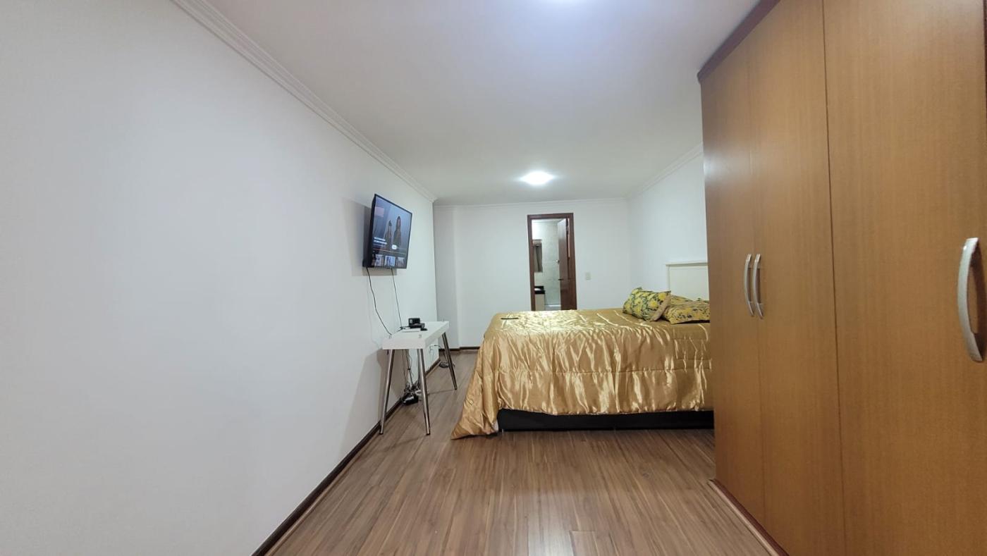 Apartamento à venda com 4 quartos, 196m² - Foto 12