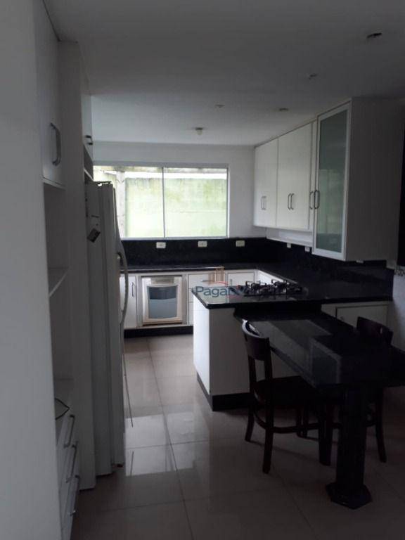 Casa à venda com 5 quartos, 258m² - Foto 7
