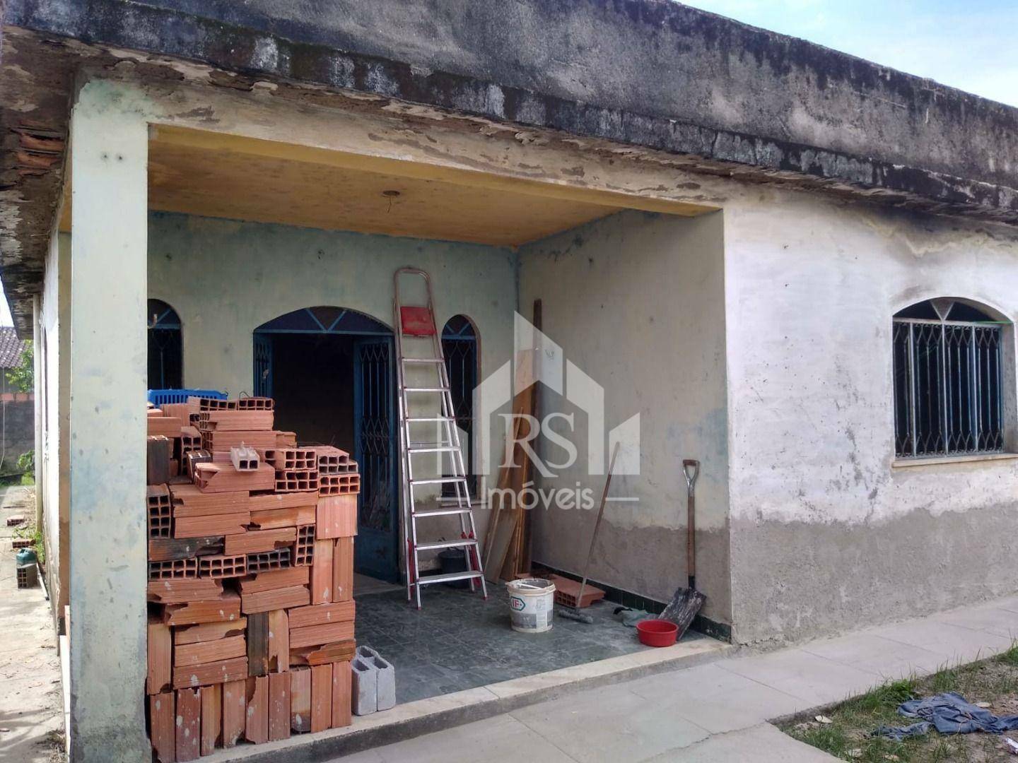 Casa à venda com 2 quartos, 105m² - Foto 1