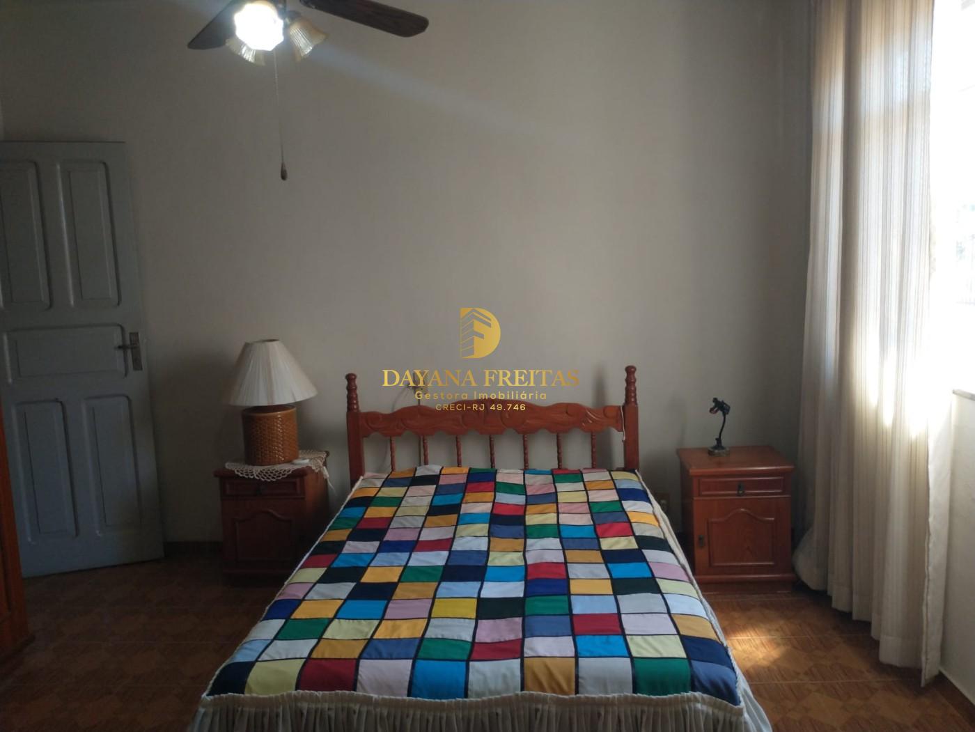 Casa à venda com 3 quartos, 430m² - Foto 10