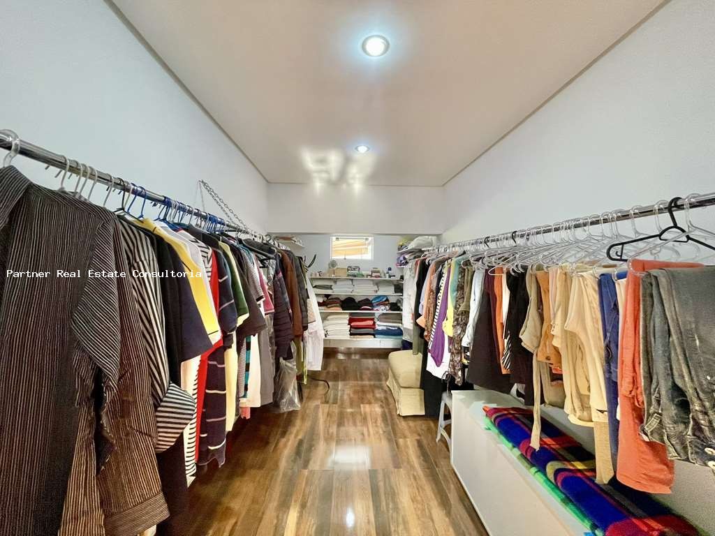 Casa à venda com 4 quartos, 1082m² - Foto 43
