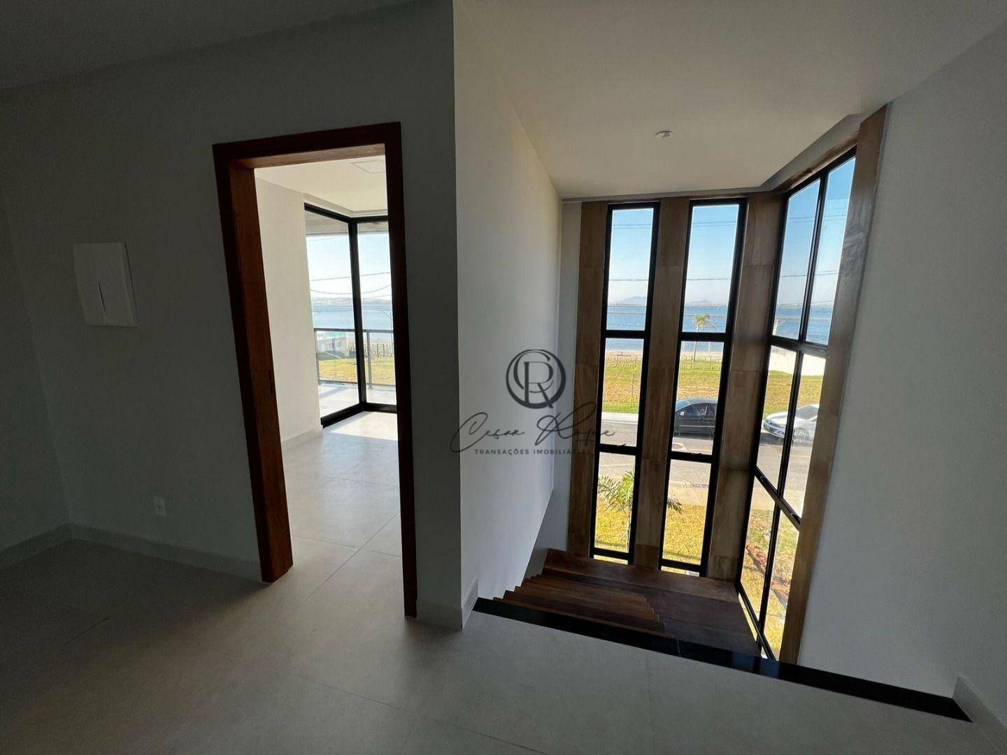 Casa de Condomínio à venda com 4 quartos, 300m² - Foto 11