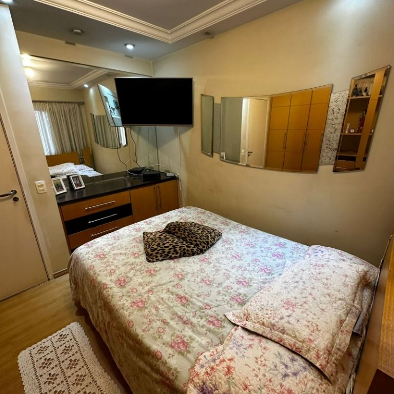 Apartamento à venda com 3 quartos, 93m² - Foto 3