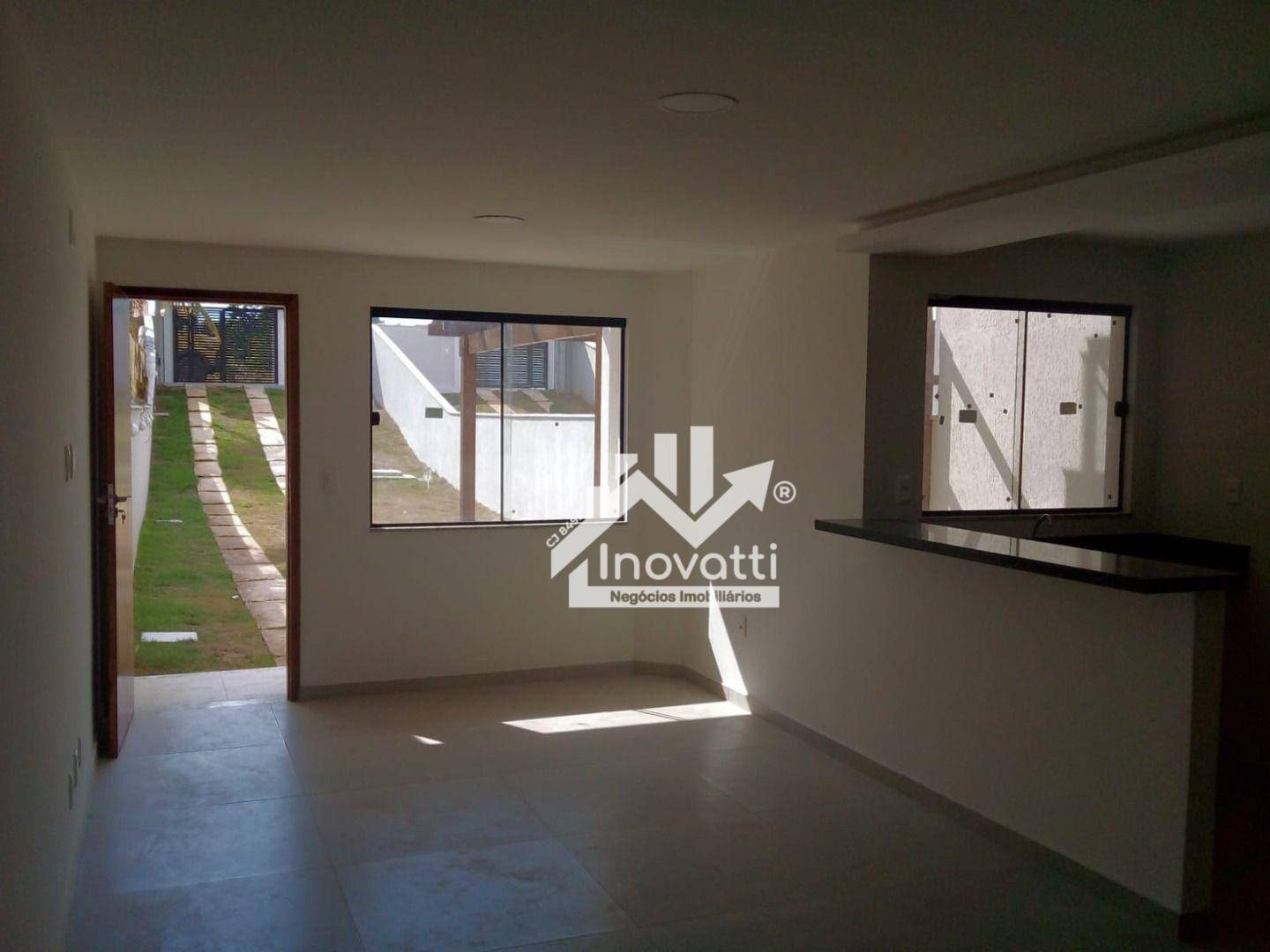 Casa à venda com 3 quartos, 100m² - Foto 5