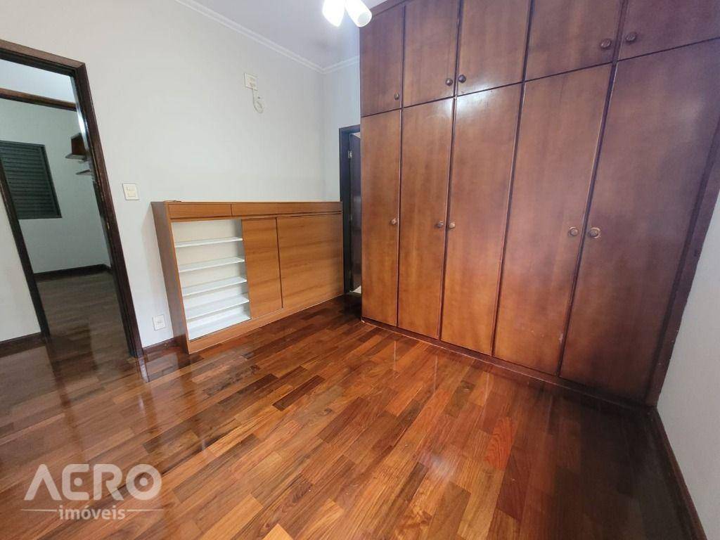 Casa à venda com 3 quartos, 172m² - Foto 29