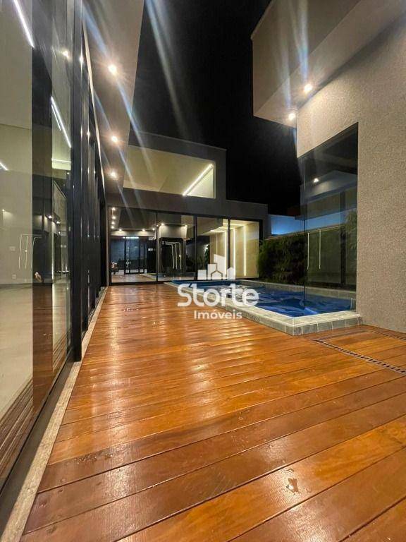 Casa de Condomínio à venda com 3 quartos, 236m² - Foto 9