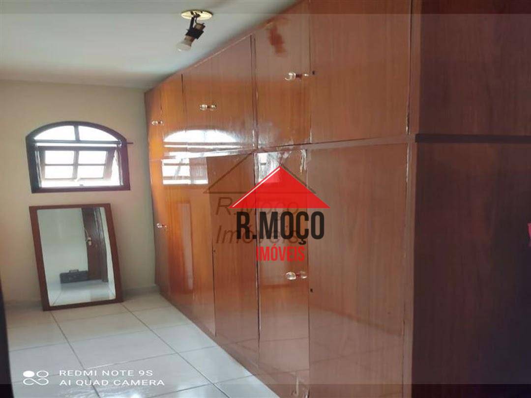 Sobrado à venda com 3 quartos, 249m² - Foto 21