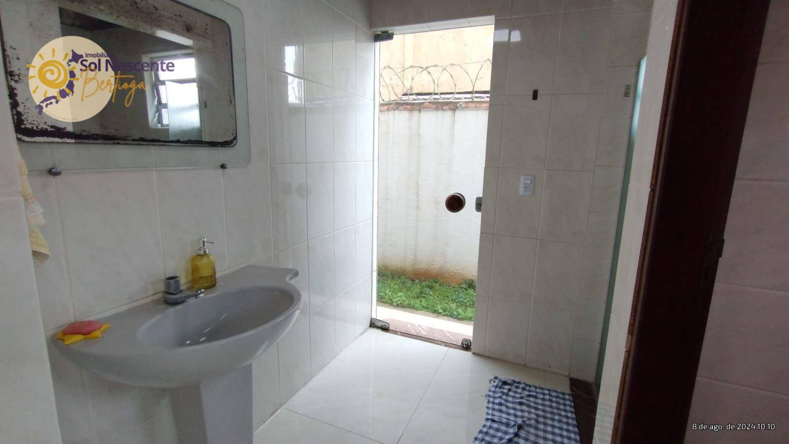 Casa à venda com 4 quartos, 250m² - Foto 10