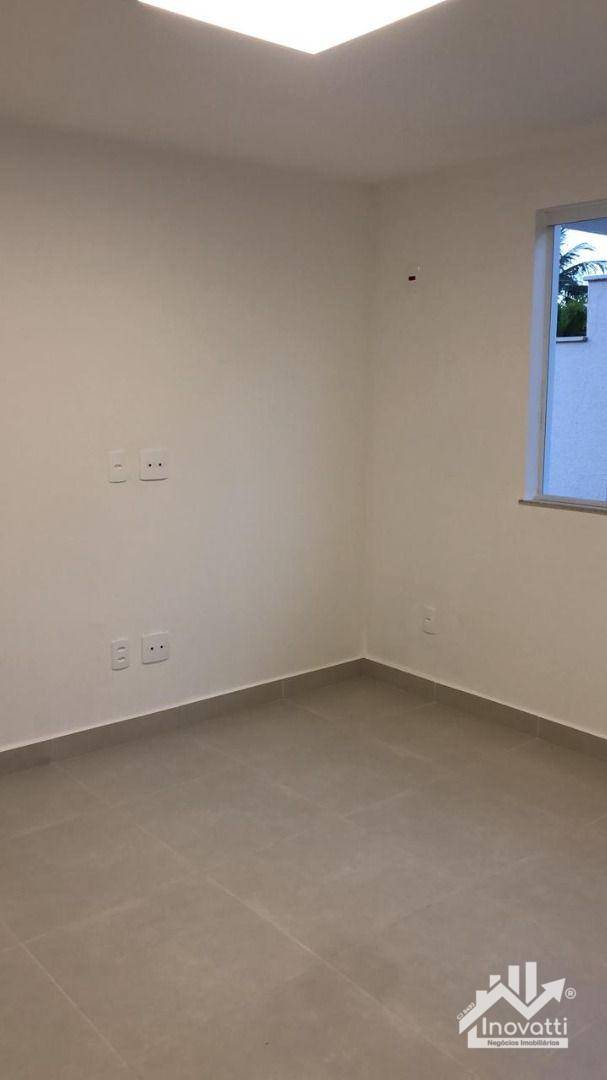 Casa à venda com 3 quartos, 128m² - Foto 14