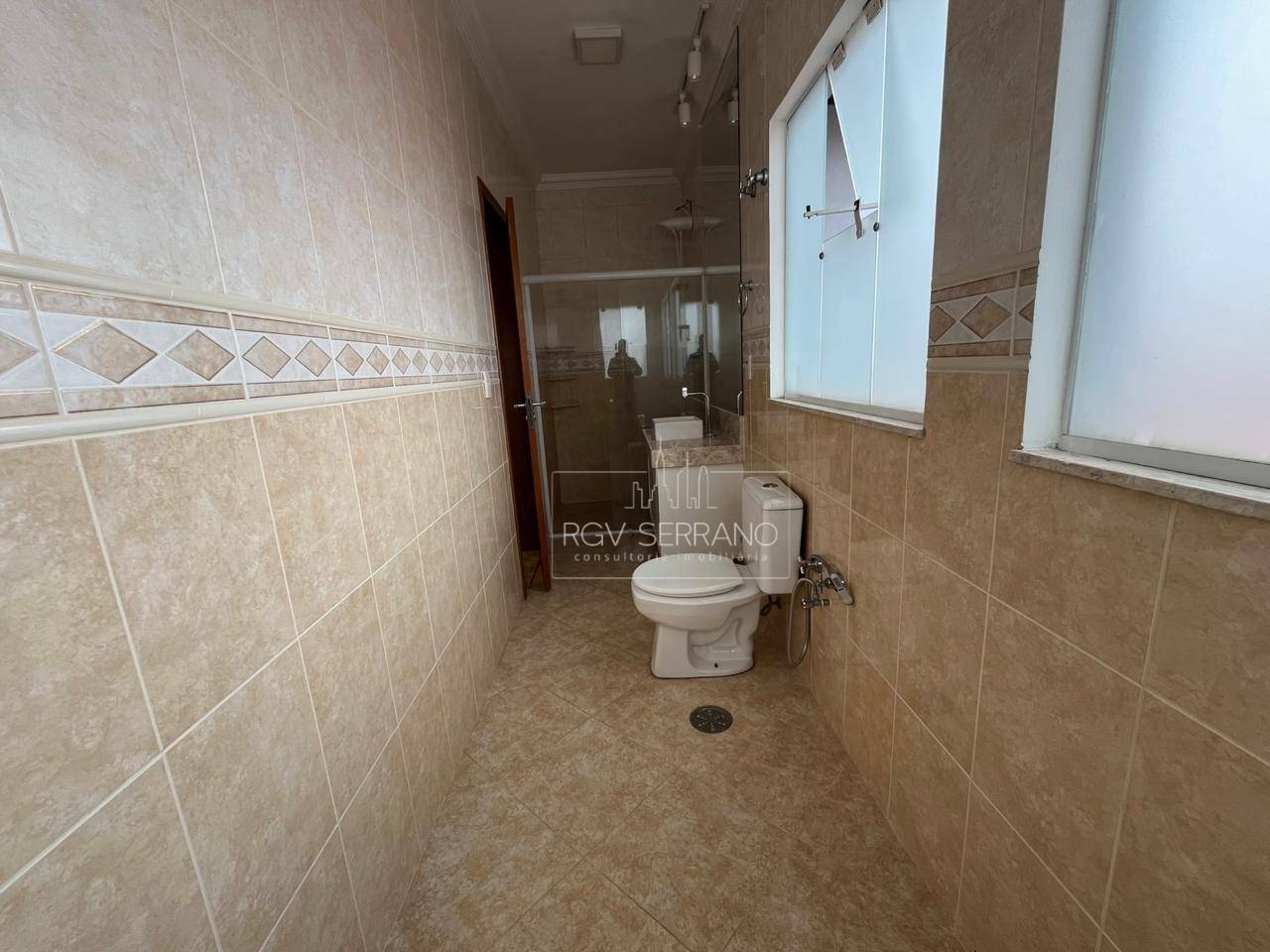 Casa à venda com 3 quartos, 180m² - Foto 24