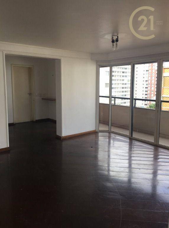 Apartamento para alugar com 3 quartos, 204m² - Foto 5