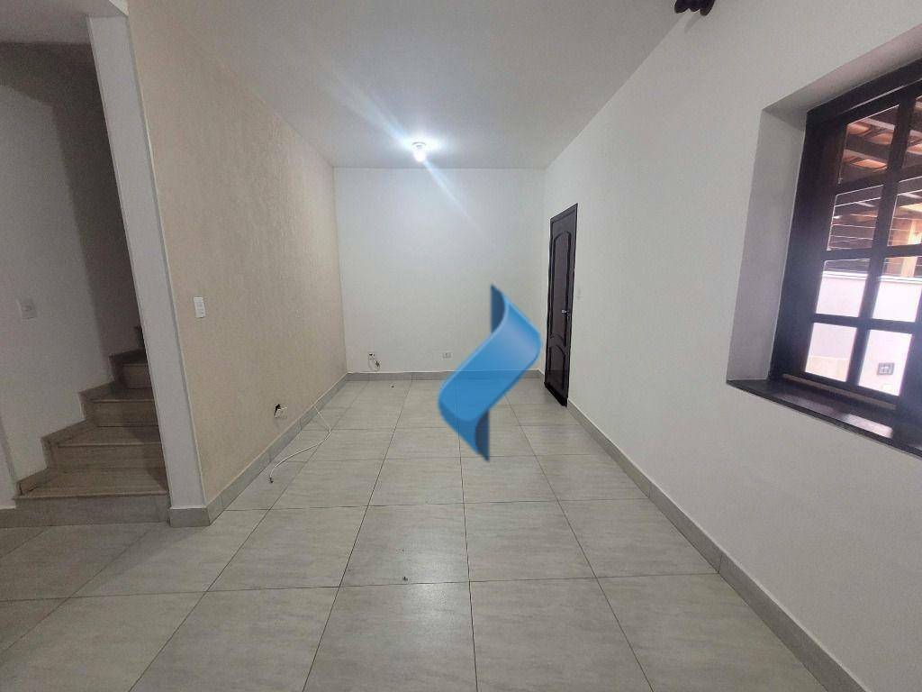 Casa à venda com 3 quartos, 166m² - Foto 8