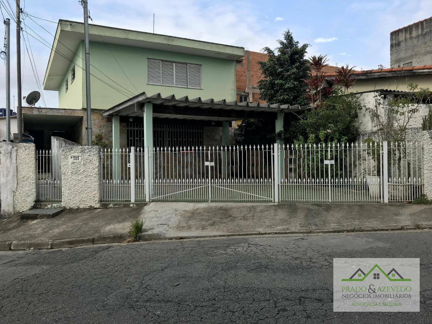 Casa à venda com 3 quartos, 330m² - Foto 1