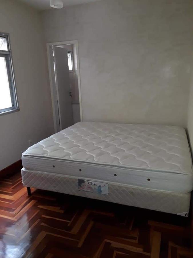 Cobertura à venda com 4 quartos, 200m² - Foto 4