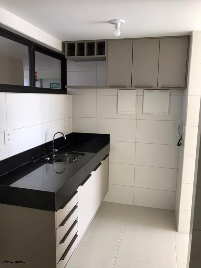 Apartamento para alugar com 3 quartos, 76m² - Foto 5