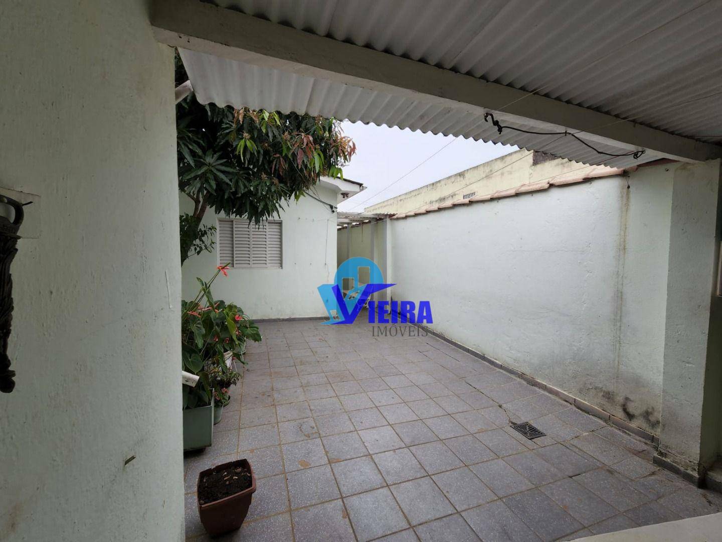 Casa à venda com 2 quartos, 170m² - Foto 9