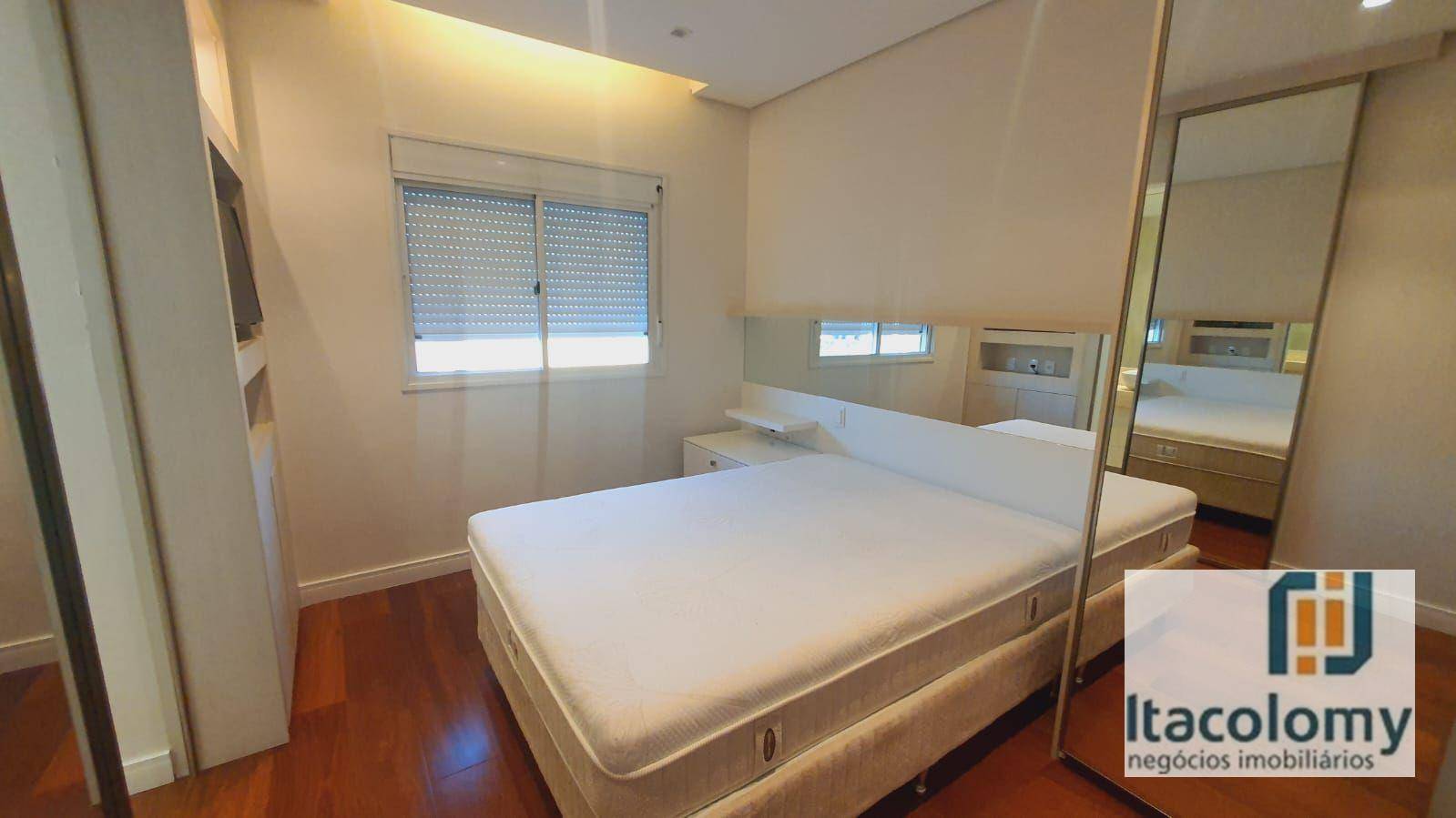 Apartamento para alugar com 3 quartos, 243m² - Foto 25