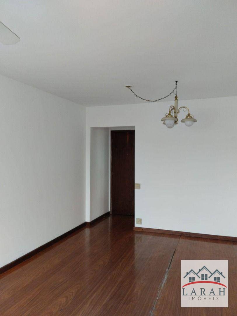 Apartamento à venda com 2 quartos, 62m² - Foto 9