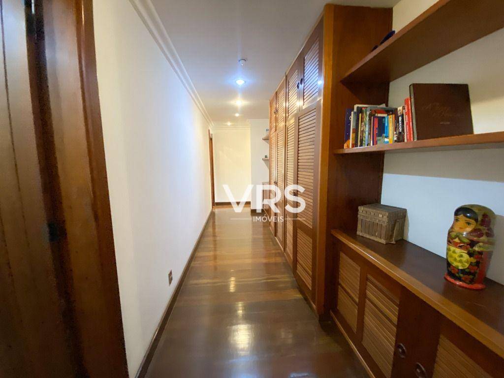 Casa de Condomínio à venda com 5 quartos, 504m² - Foto 11