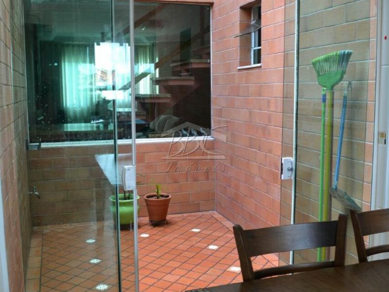 Sobrado à venda com 3 quartos, 350m² - Foto 18