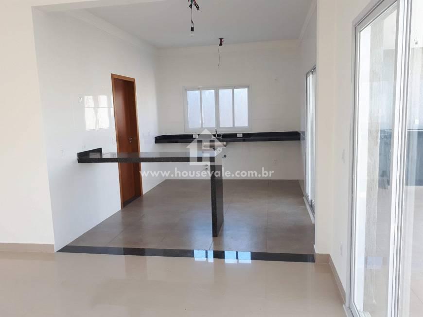 Sobrado à venda com 3 quartos, 206m² - Foto 4