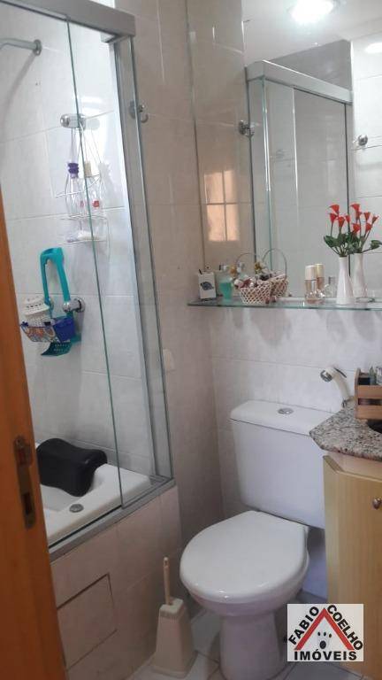 Apartamento à venda com 3 quartos, 75m² - Foto 15