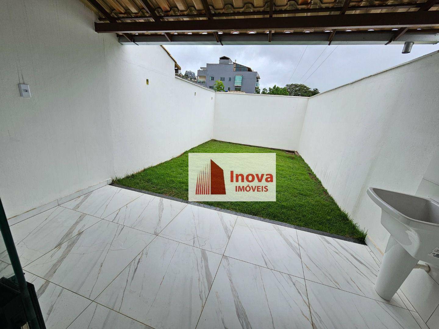 Casa à venda com 2 quartos, 100m² - Foto 10