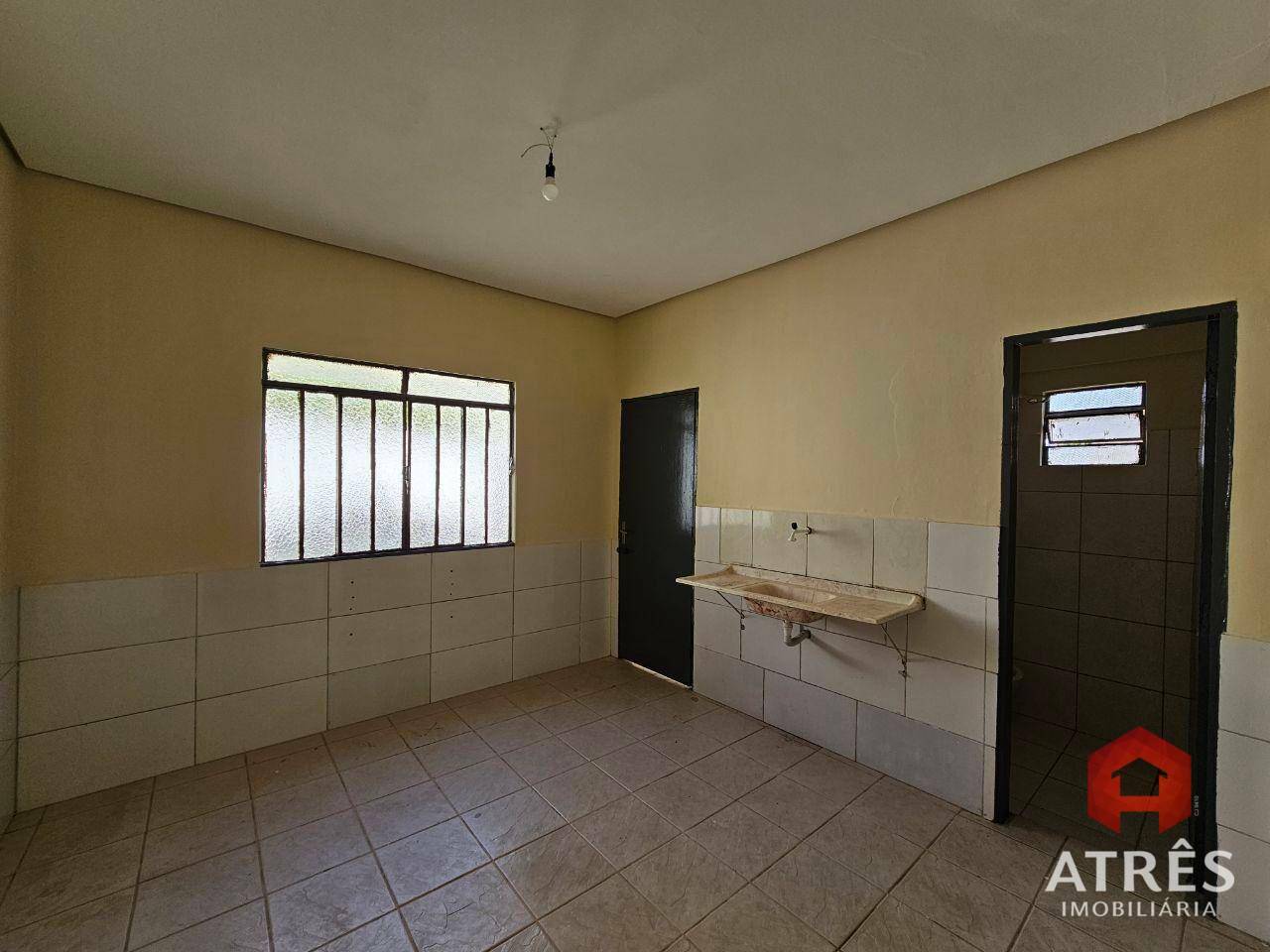 Casa para alugar com 2 quartos, 70m² - Foto 10