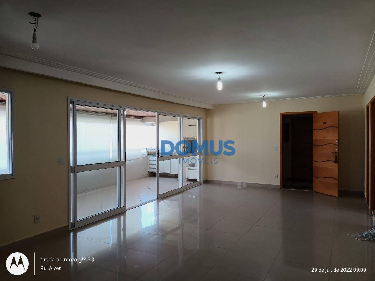 Apartamento à venda com 3 quartos, 239m² - Foto 5