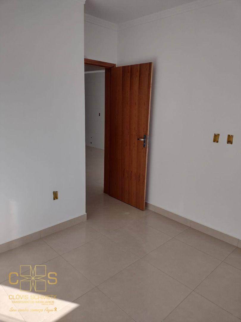 Casa à venda com 2 quartos, 53m² - Foto 23