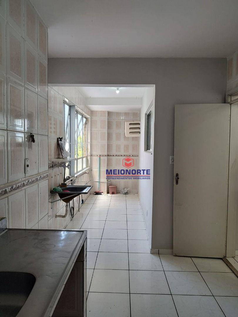 Apartamento à venda com 3 quartos, 92m² - Foto 2