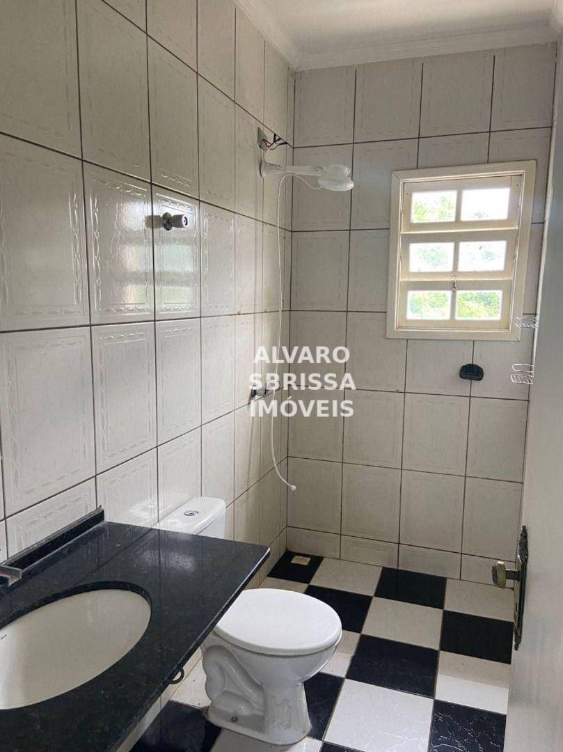 Casa à venda com 4 quartos, 230m² - Foto 14