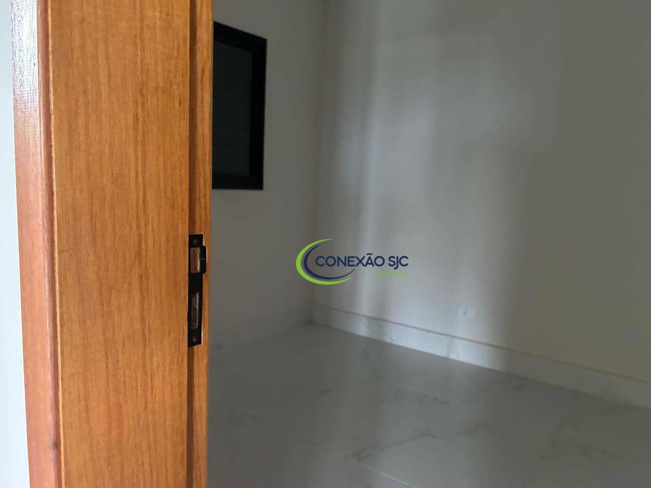 Sobrado à venda e aluguel com 4 quartos, 240m² - Foto 12