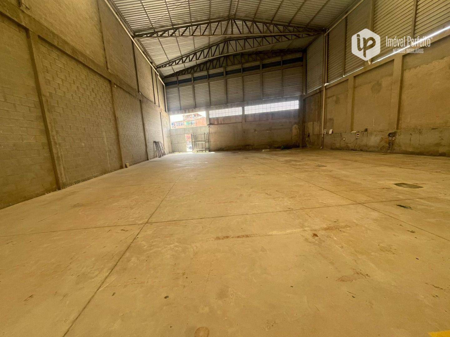 Depósito-Galpão-Armazém para alugar, 380m² - Foto 3