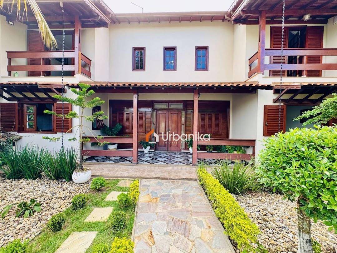 Casa, 3 quartos, 276 m² - Foto 3