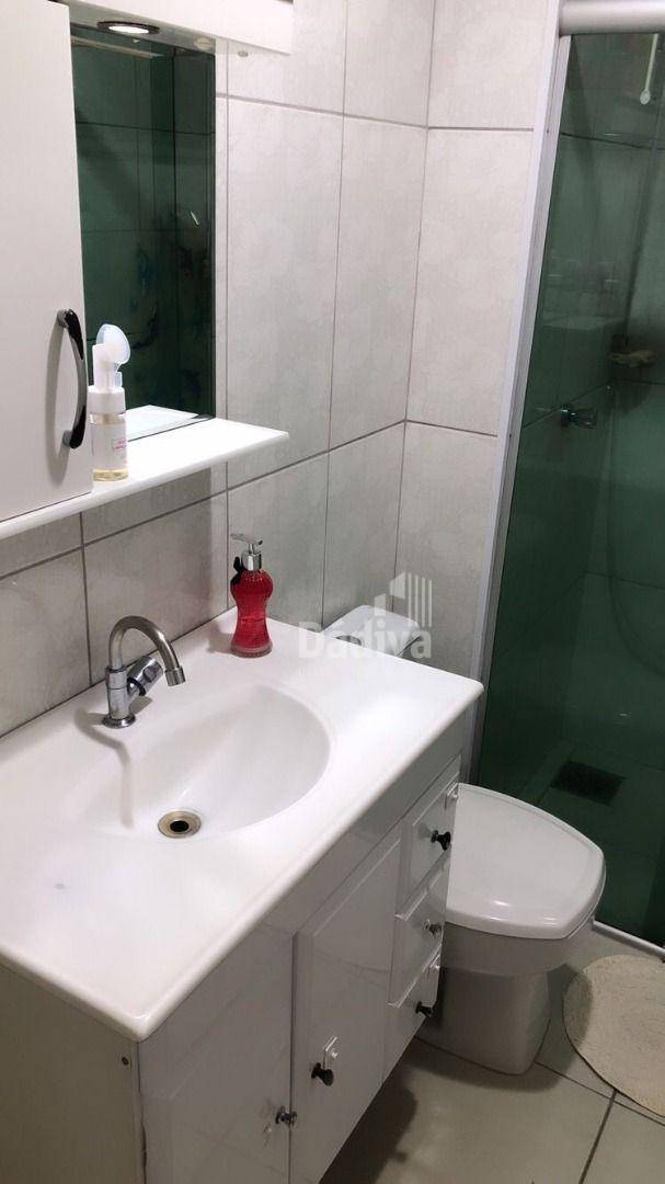 Apartamento à venda com 2 quartos, 67m² - Foto 7