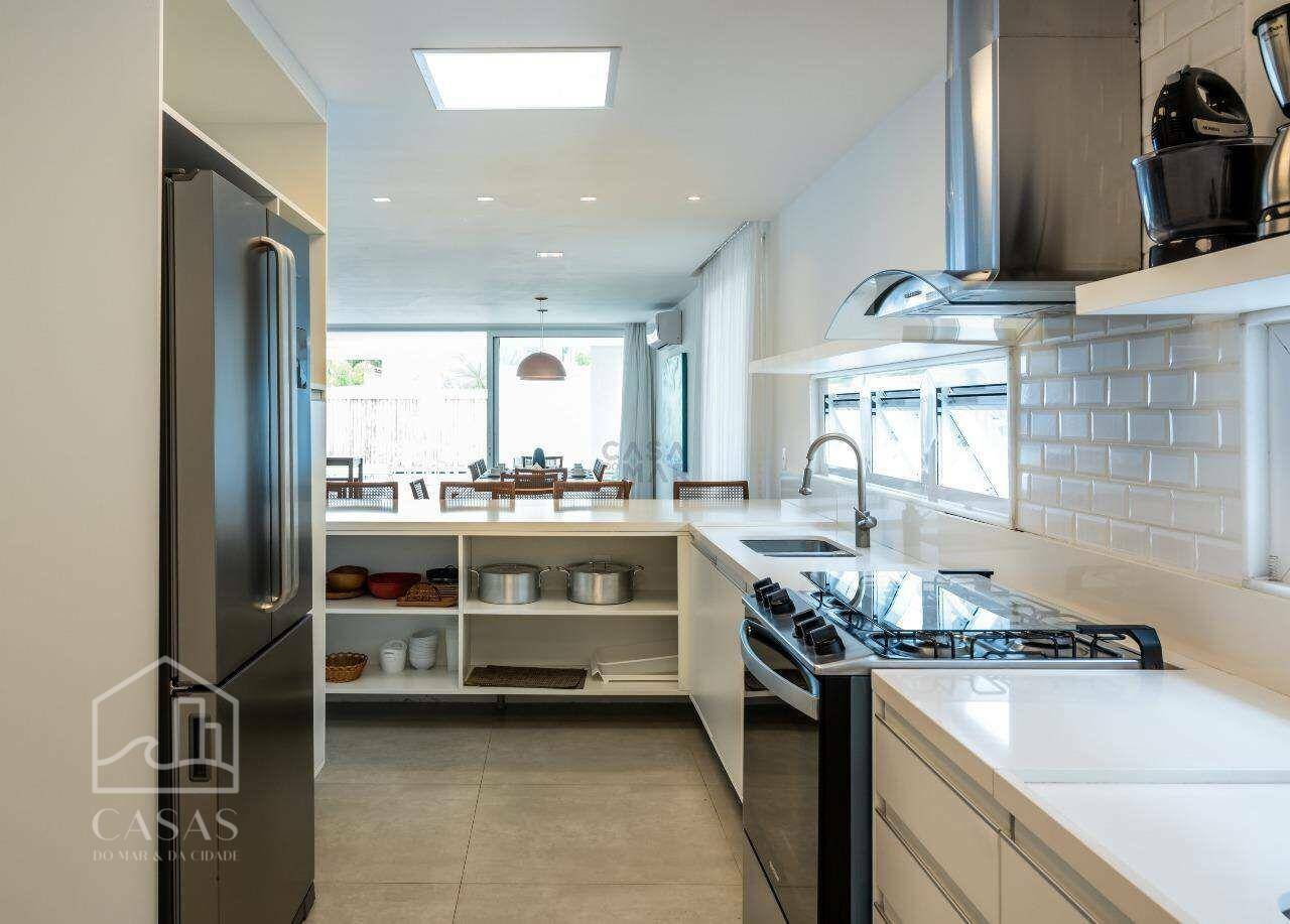 Casa de Condomínio à venda com 5 quartos, 470m² - Foto 3