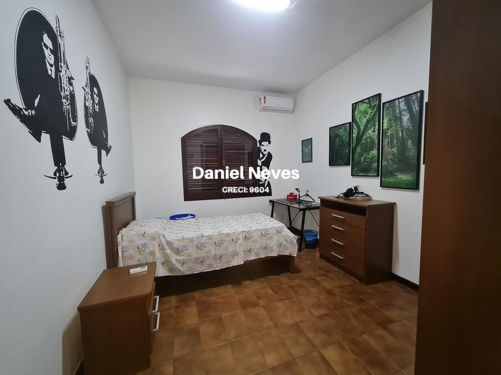 Casa à venda com 4 quartos, 309m² - Foto 28