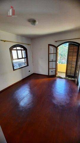 Casa à venda com 3 quartos, 200m² - Foto 31