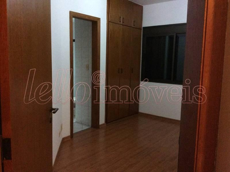 Apartamento para alugar com 4 quartos, 160m² - Foto 6