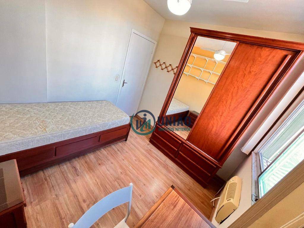 Apartamento à venda com 2 quartos, 80m² - Foto 12