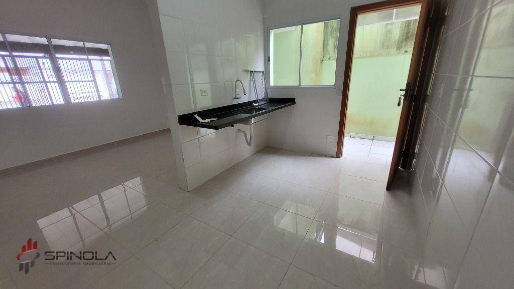 Casa à venda com 2 quartos, 70m² - Foto 10