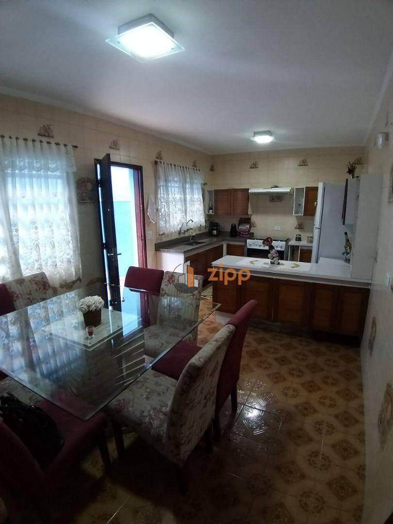 Sobrado à venda com 3 quartos, 230m² - Foto 13