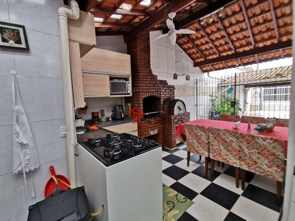 Casa à venda com 3 quartos, 111m² - Foto 7