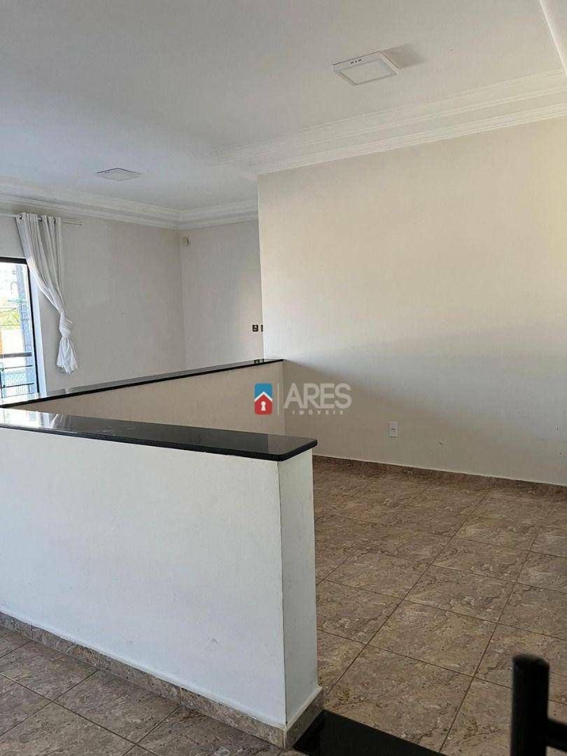 Casa para alugar com 3 quartos, 460m² - Foto 14