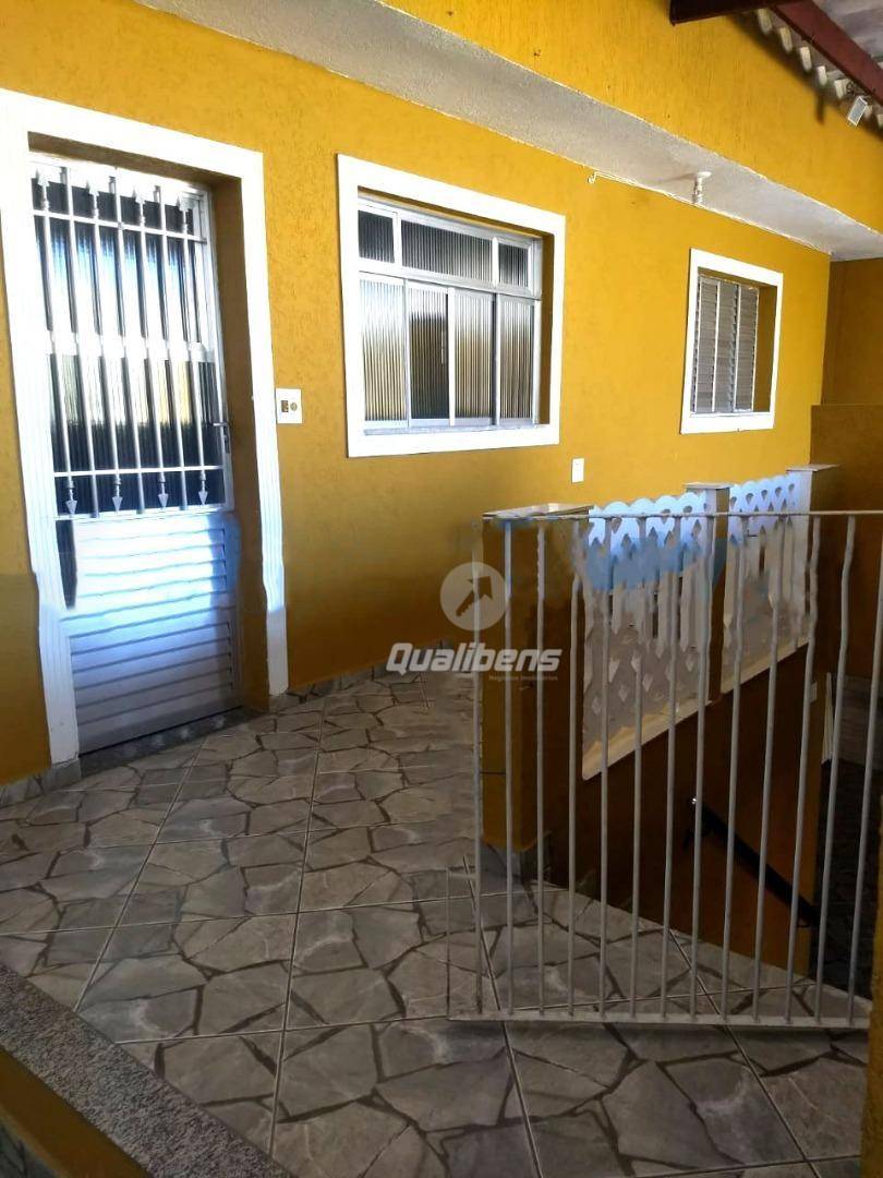 Casa à venda com 3 quartos, 130m² - Foto 1