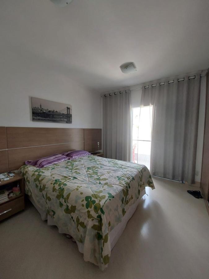 Casa à venda com 3 quartos, 250m² - Foto 11