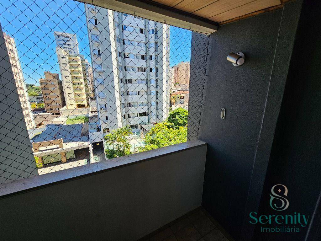 Apartamento para alugar com 3 quartos, 74m² - Foto 7