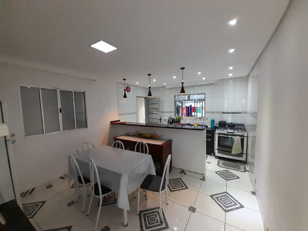 Casa à venda com 3 quartos, 250m² - Foto 16