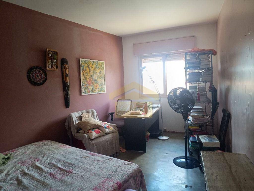 Sobrado à venda com 4 quartos, 222m² - Foto 4